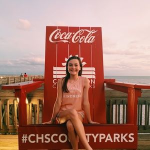 Meet your Posher, Caitlin